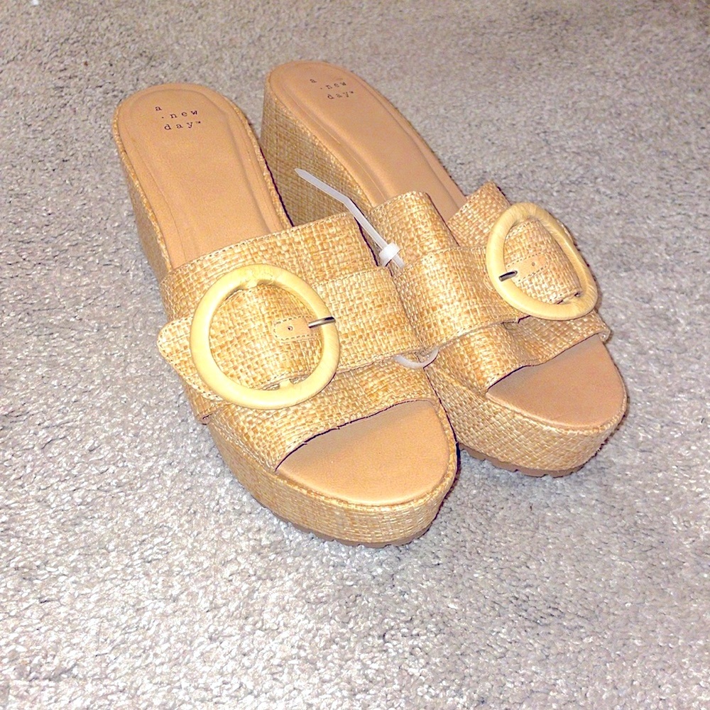 A New Day rattan wedge sandals in tan size 11 new